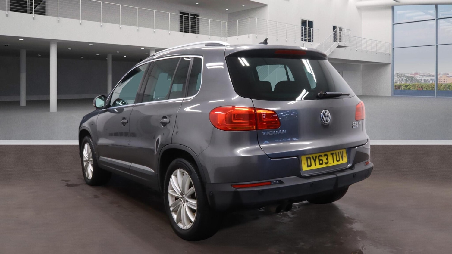 Used Volkswagen Tiguan 2013 for sale - 77509961: Photo 2