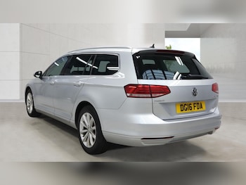 Used Volkswagen Passat 2016 for sale - 78320333: Photo