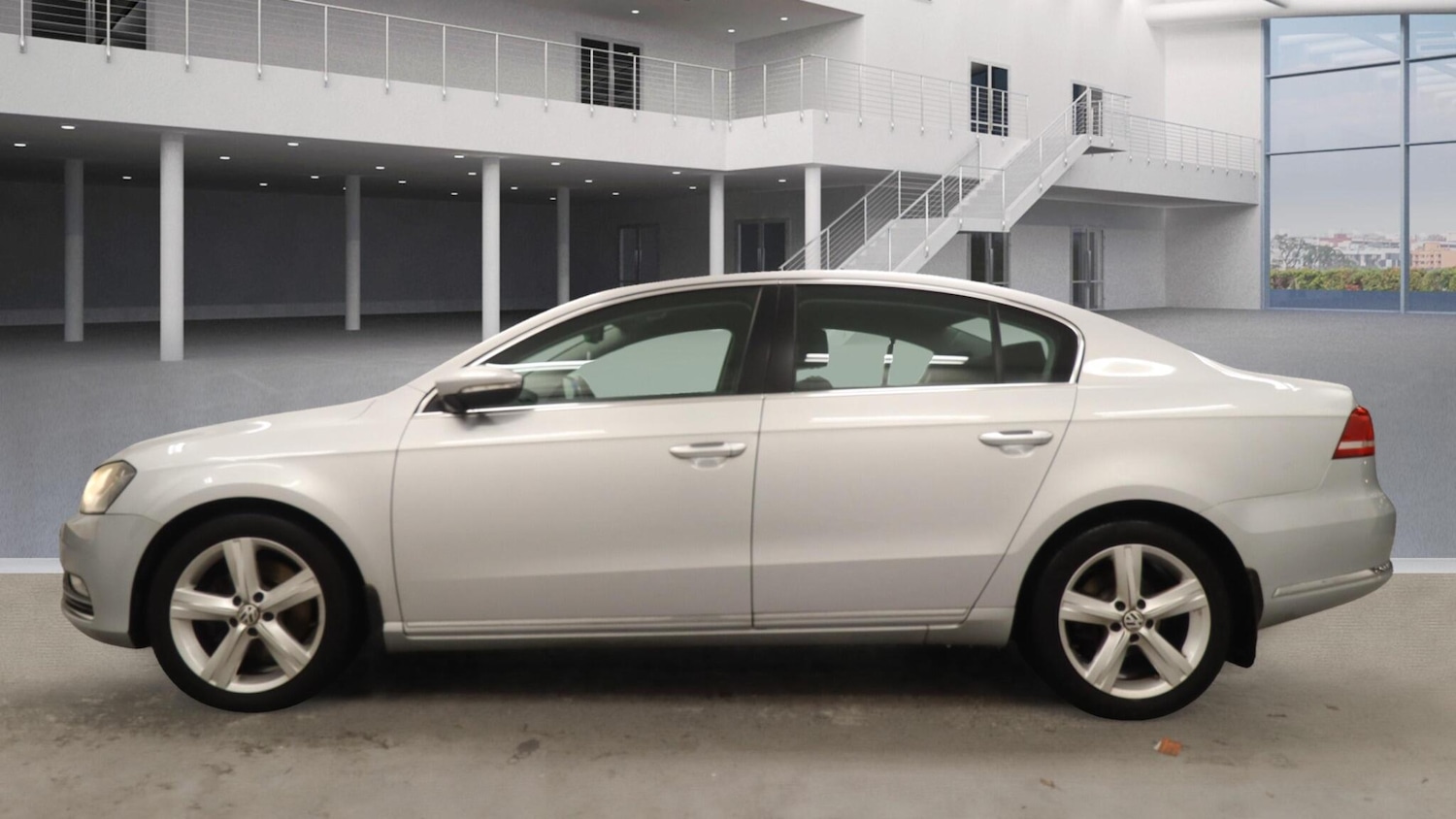 Used Volkswagen Passat 2012 for sale - 76865492: Photo 3