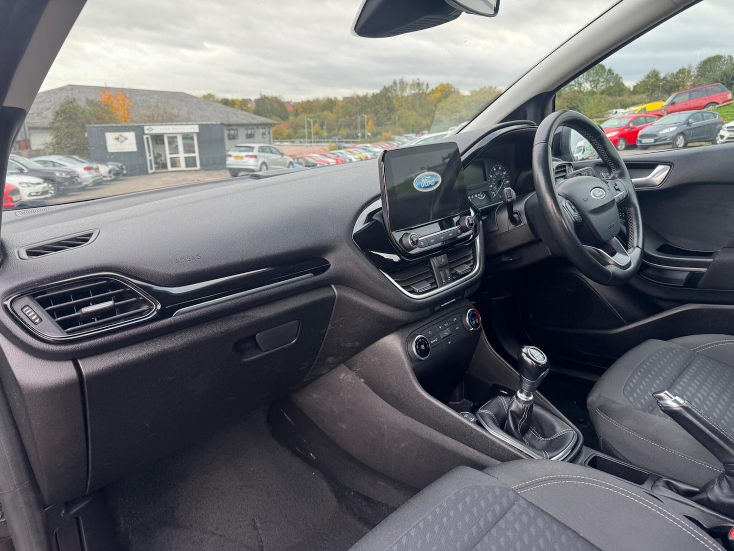 Used Ford Fiesta 2017 for sale - 76388070: Photo 10