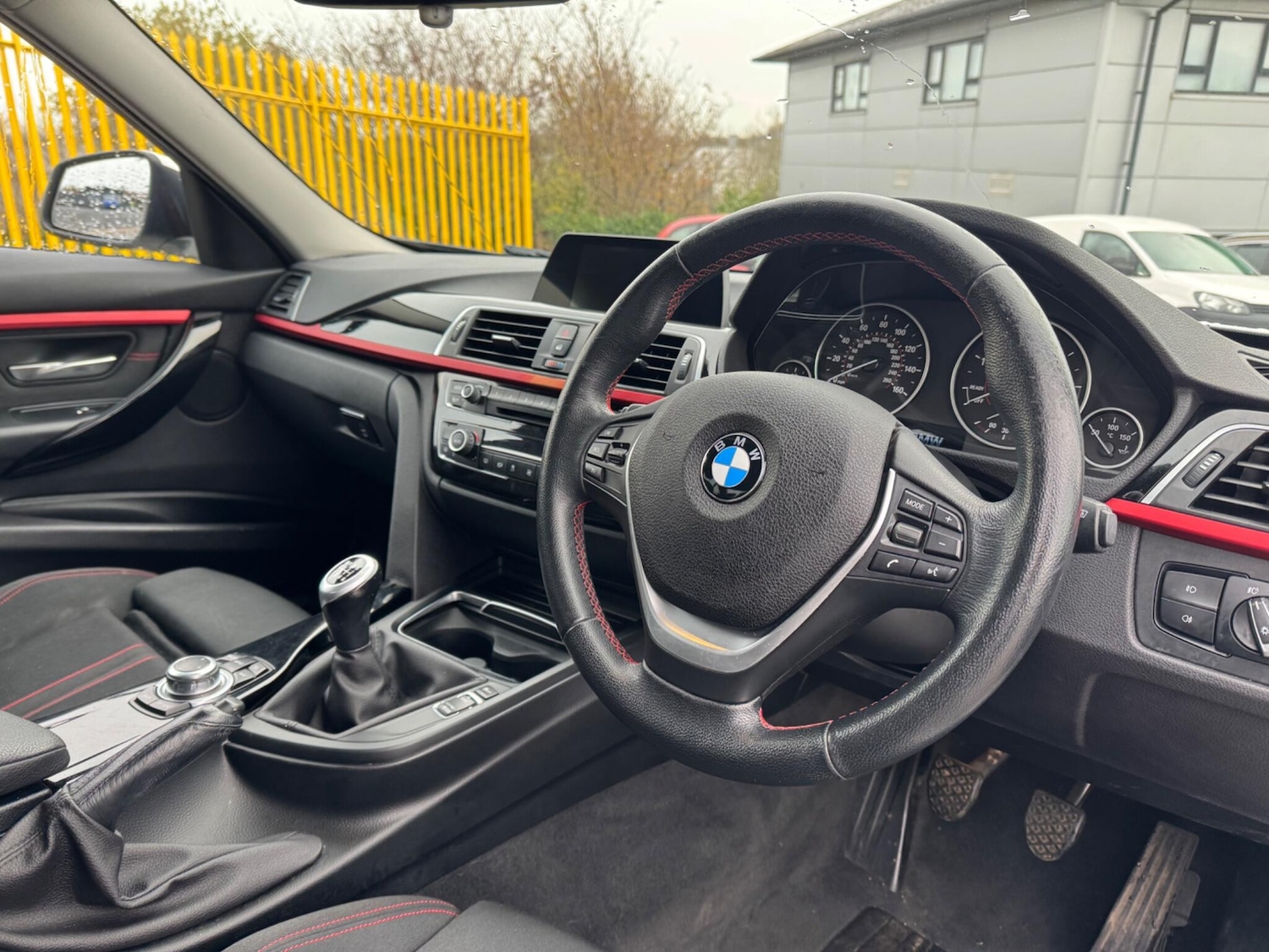Used BMW 3 Series 2016 for sale - 77049965: Photo 12