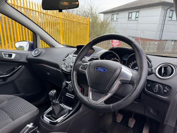 Used Ford Fiesta 2016 for sale - 74033042: Photo 12