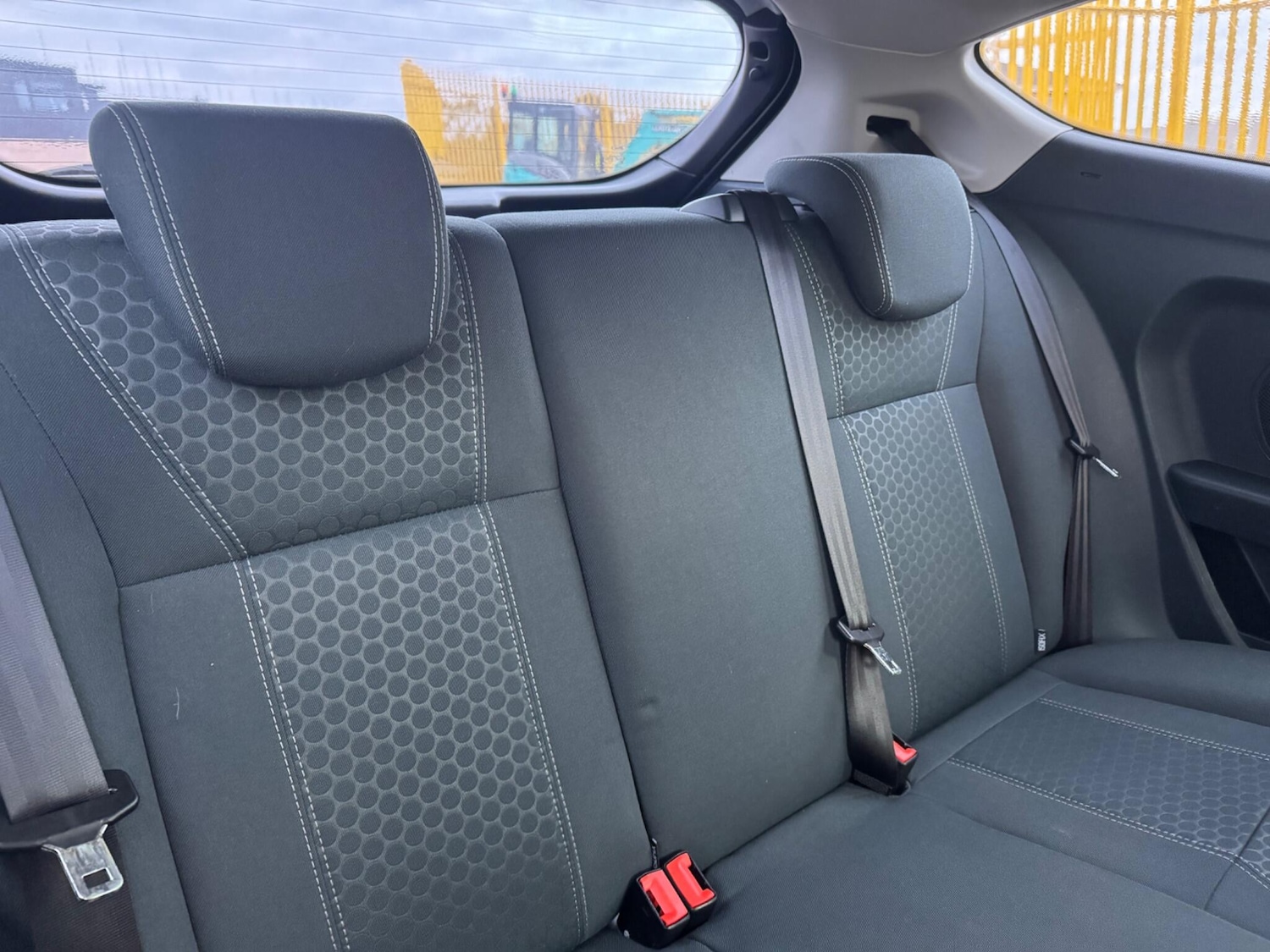 Used Ford Fiesta 2012 for sale - 76306939: Photo 10