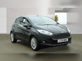 Used Ford Fiesta 2015 for sale - 78880019: Photo