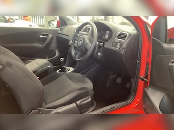 Used Volkswagen Polo 2012 for sale - 76839874: Photo