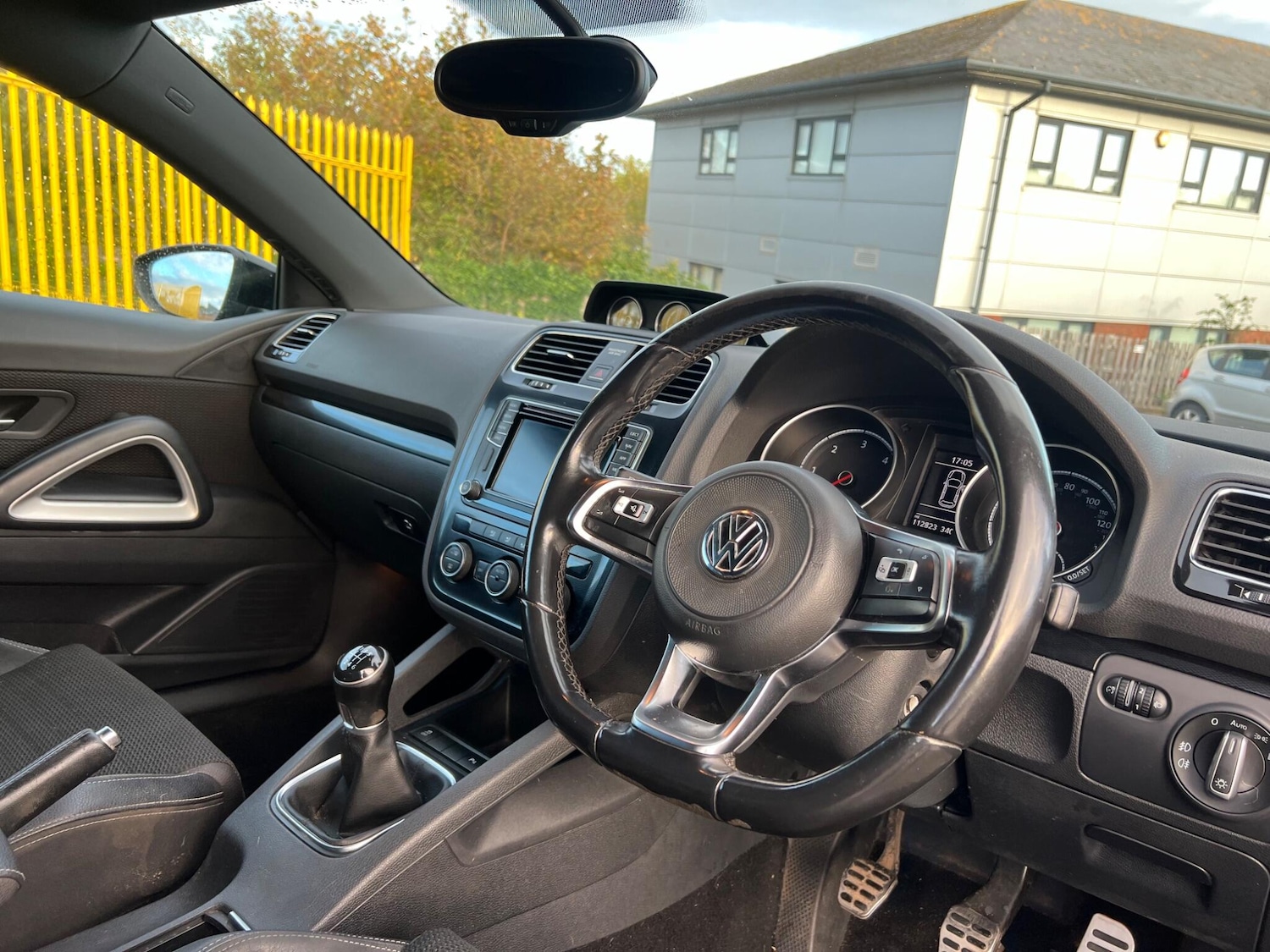 Used Volkswagen Scirocco 2017 for sale - 76995696: Photo 12