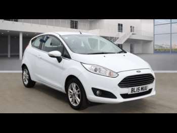 2015 (15) - 1.25 82 Zetec 3dr