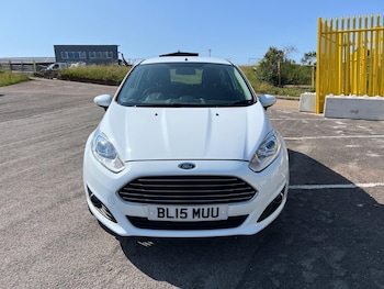 Used Ford Fiesta 2015 for sale - 74828778: Photo