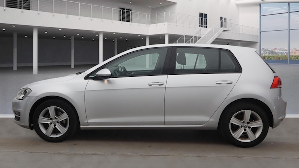 Used Volkswagen Golf 2016 for sale - 76166471: Photo 3