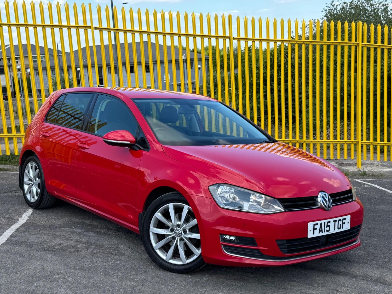 Used Volkswagen Golf 2015 for sale - 76527799: Photo 1
