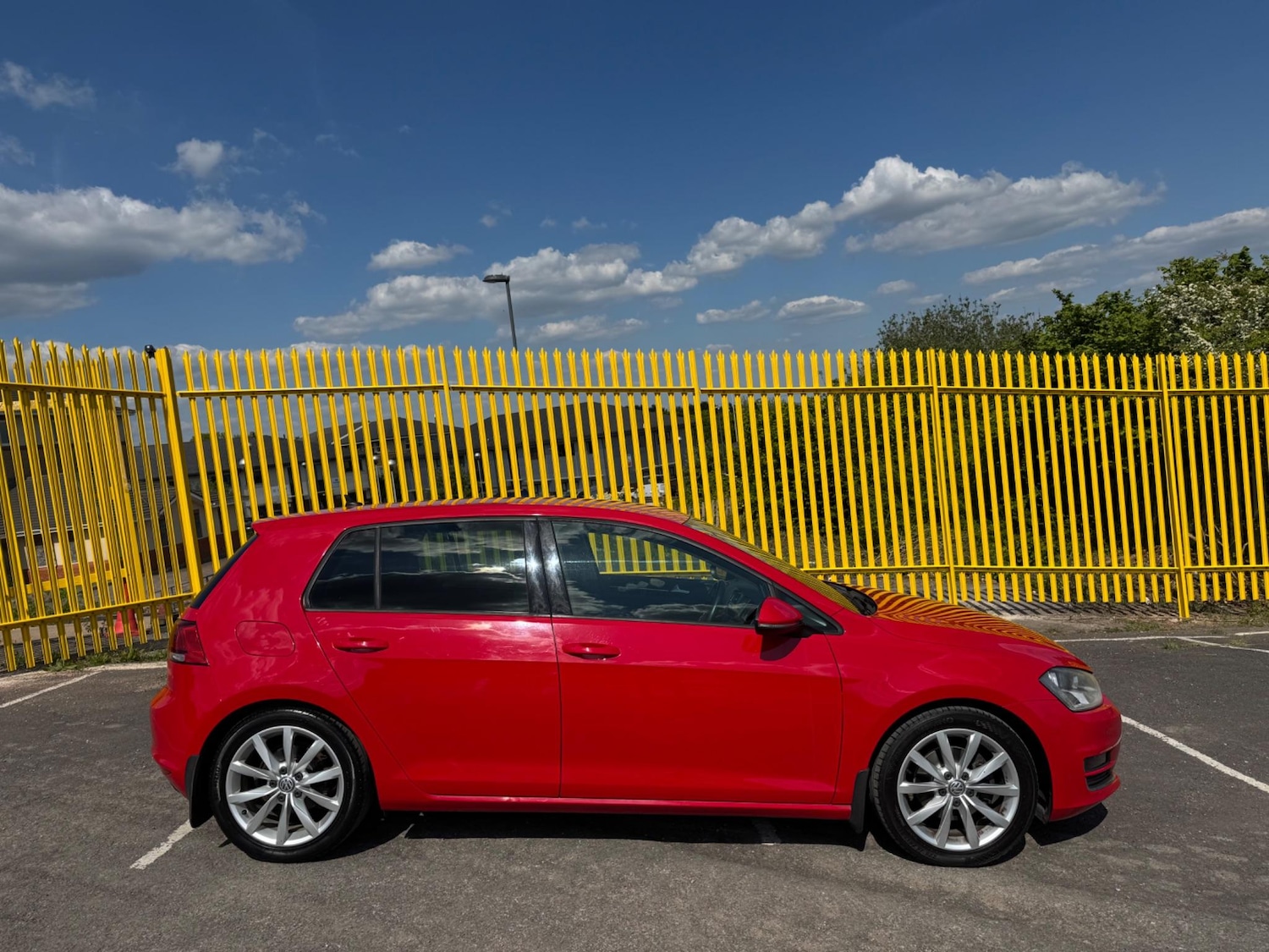 Used Volkswagen Golf 2015 for sale - 76527799: Photo 4