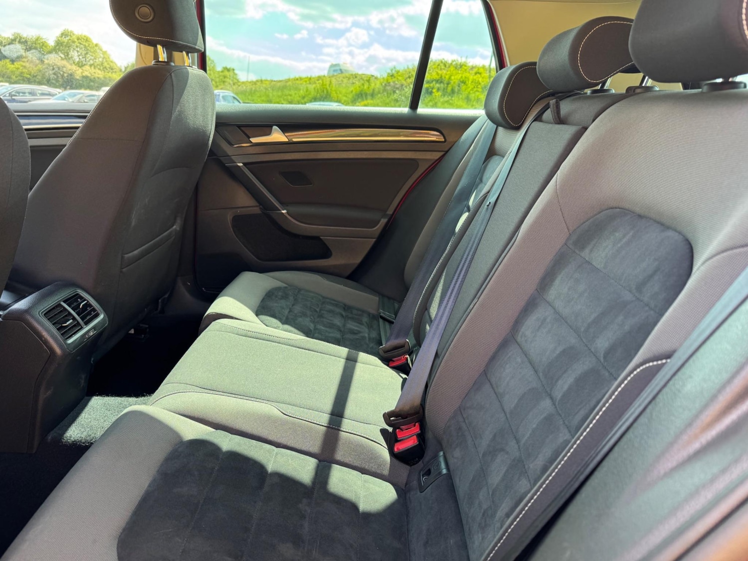 Used Volkswagen Golf 2015 for sale - 76527799: Photo 9