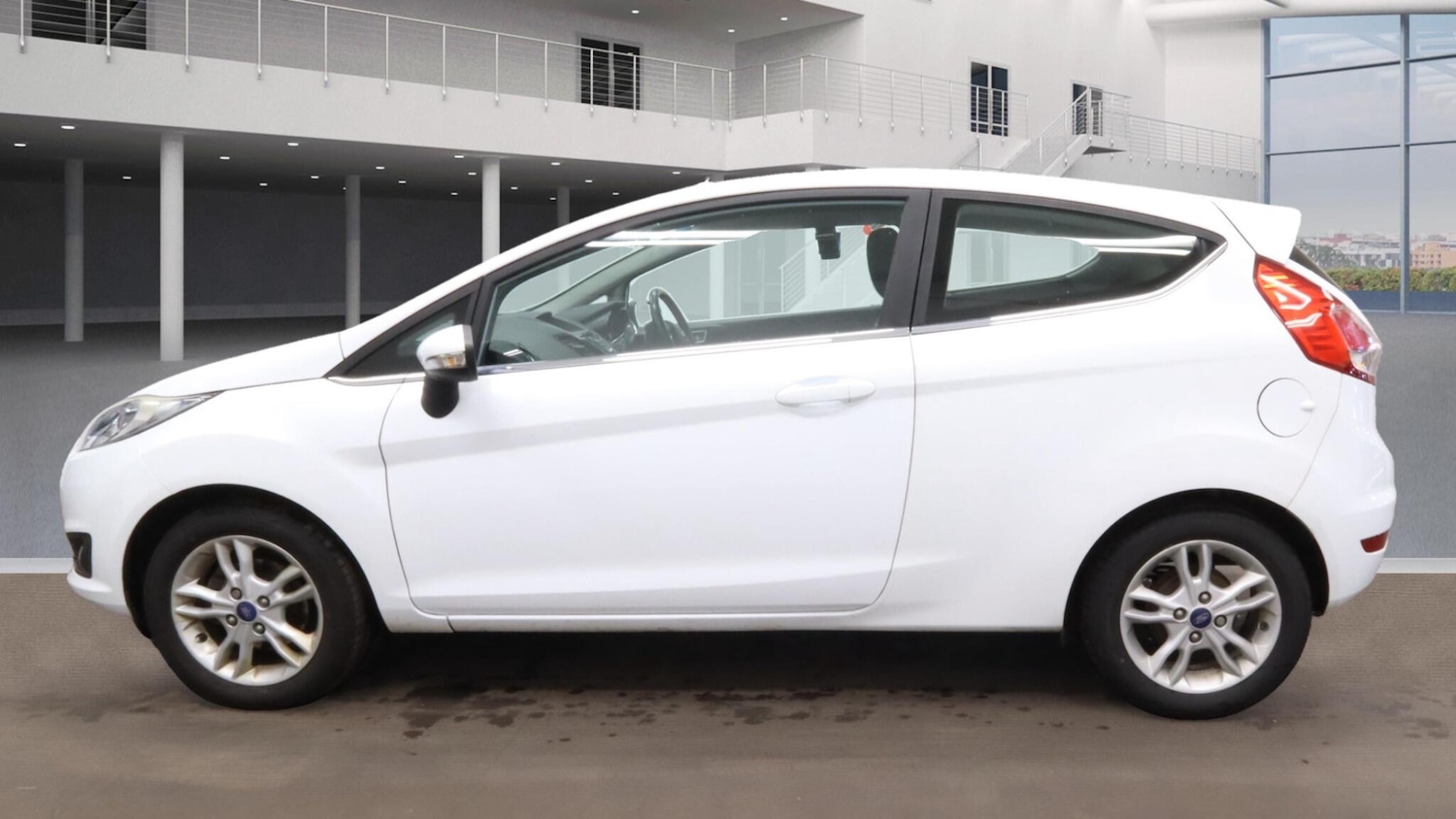 Used Ford Fiesta 2015 for sale - 76765508: Photo 3