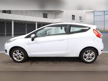 Used Ford Fiesta 2015 for sale - 76765508: Photo