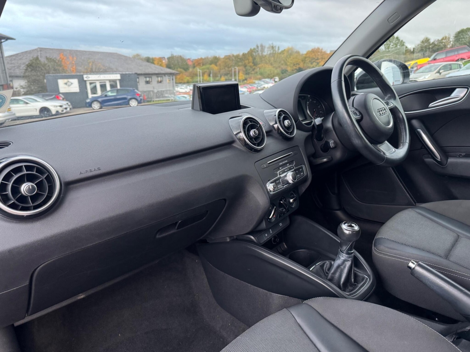 Used Audi A1 for sale - 76995990: Photo 8