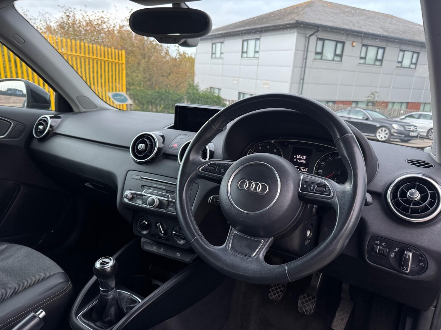 Used Audi A1 for sale - 76995990: Photo 9