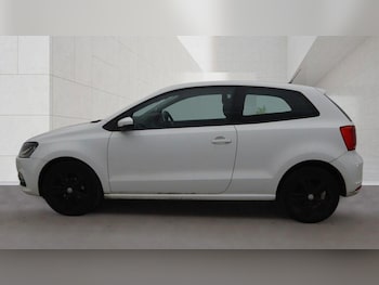 Used Volkswagen Polo 2016 for sale - 78320315: Photo