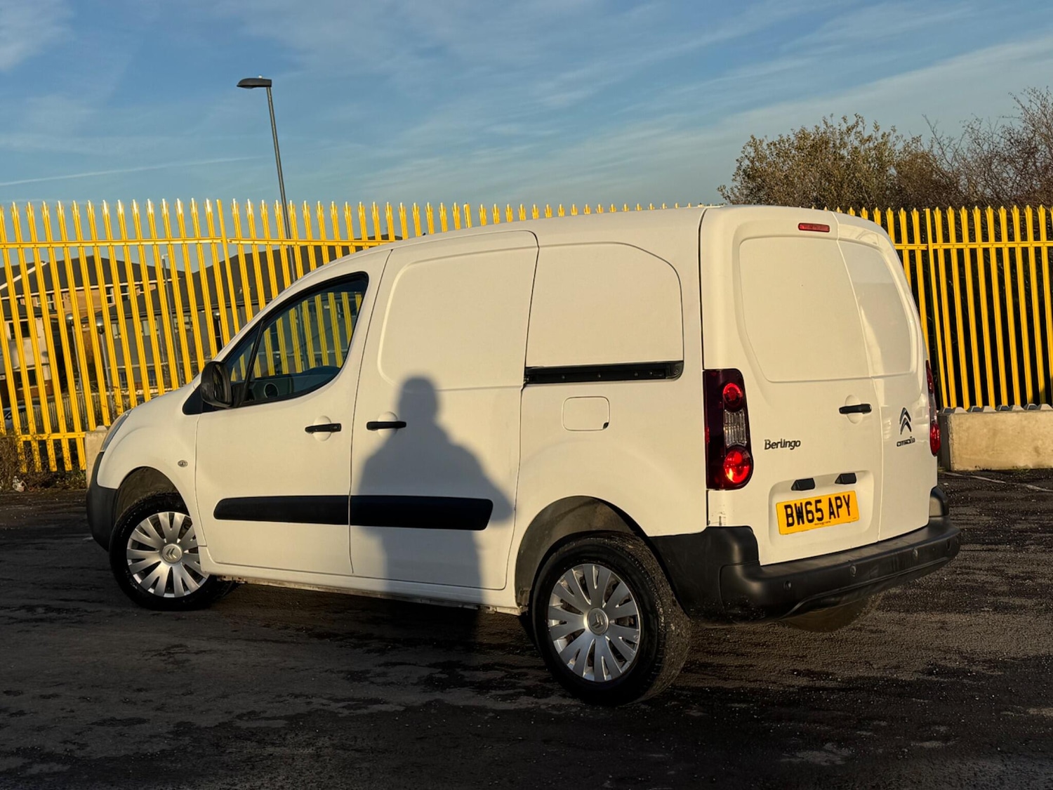 Used Citroen Berlingo 2016 for sale - 76839639: Photo 2