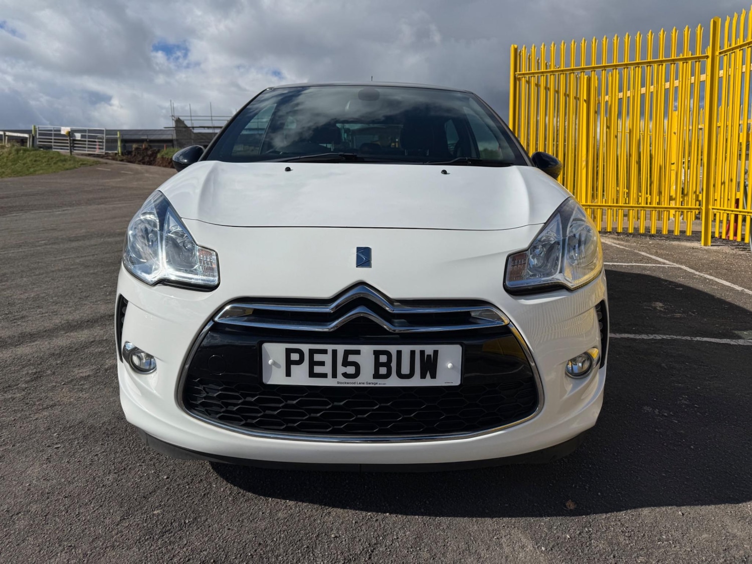 Used Citroen DS3 2015 for sale - 76528118: Photo 3