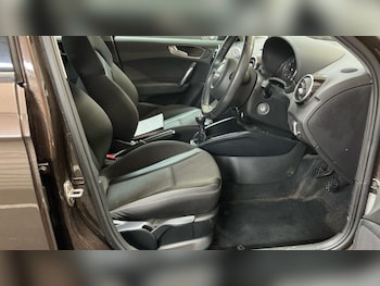 Used Audi A1 2013 for sale - 76348828: Photo