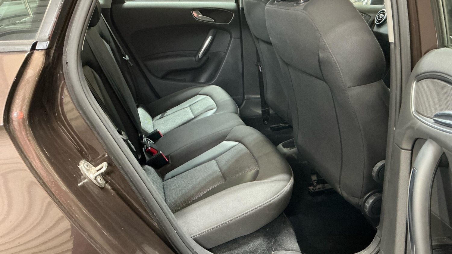 Used Audi A1 2013 for sale - 76348828: Photo 5