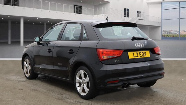 Used Audi A1 2016 for sale - 76246959: Photo 2