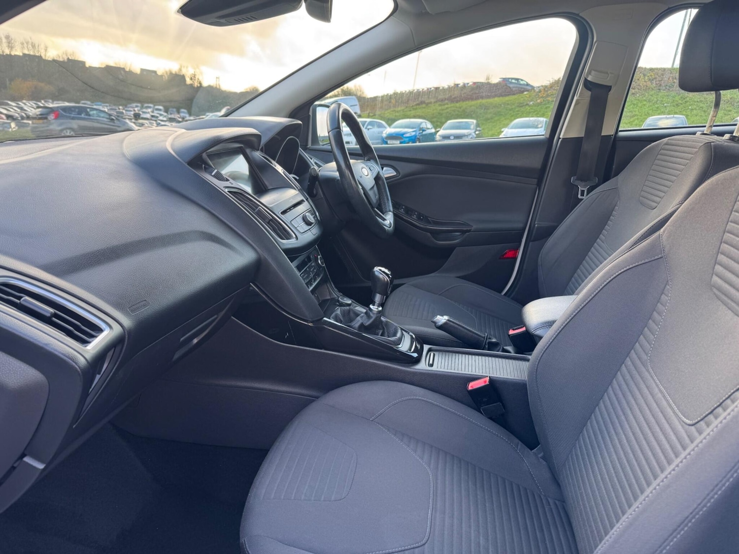 Used Ford Focus 2017 for sale - 76898374: Photo 4