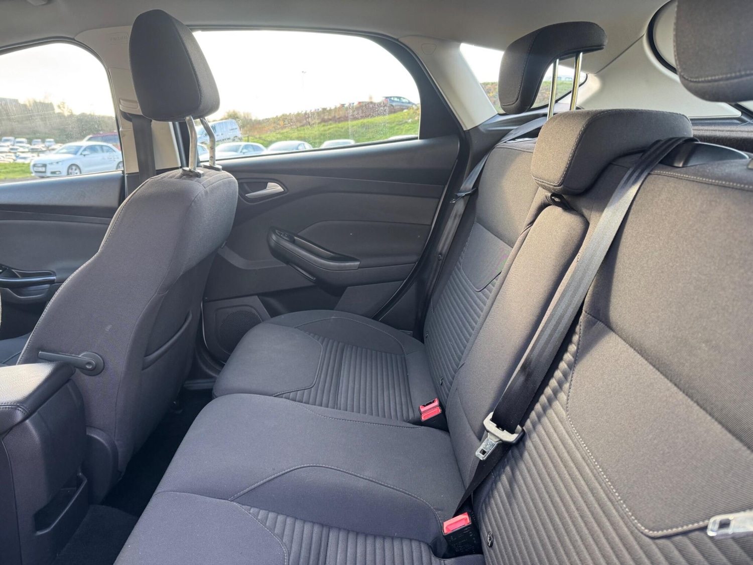 Used Ford Focus 2017 for sale - 76898374: Photo 6