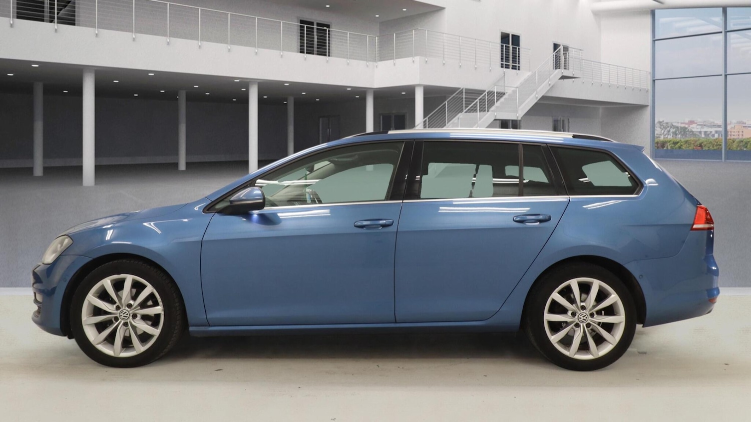 Used Volkswagen Golf 2014 for sale - 77166948: Photo 3