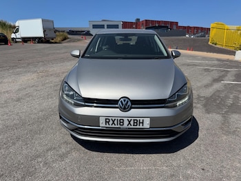 Used Volkswagen Golf 2018 for sale - 78947204: Photo