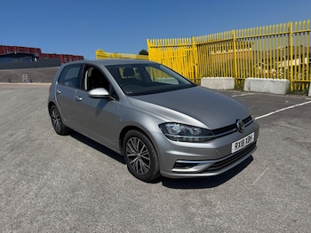 Used Volkswagen Golf 2018 for sale - 78947204: Photo