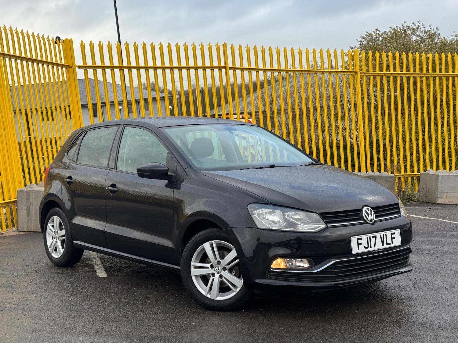 Used Volkswagen Polo 2017 for sale - 76700771: Photo 1