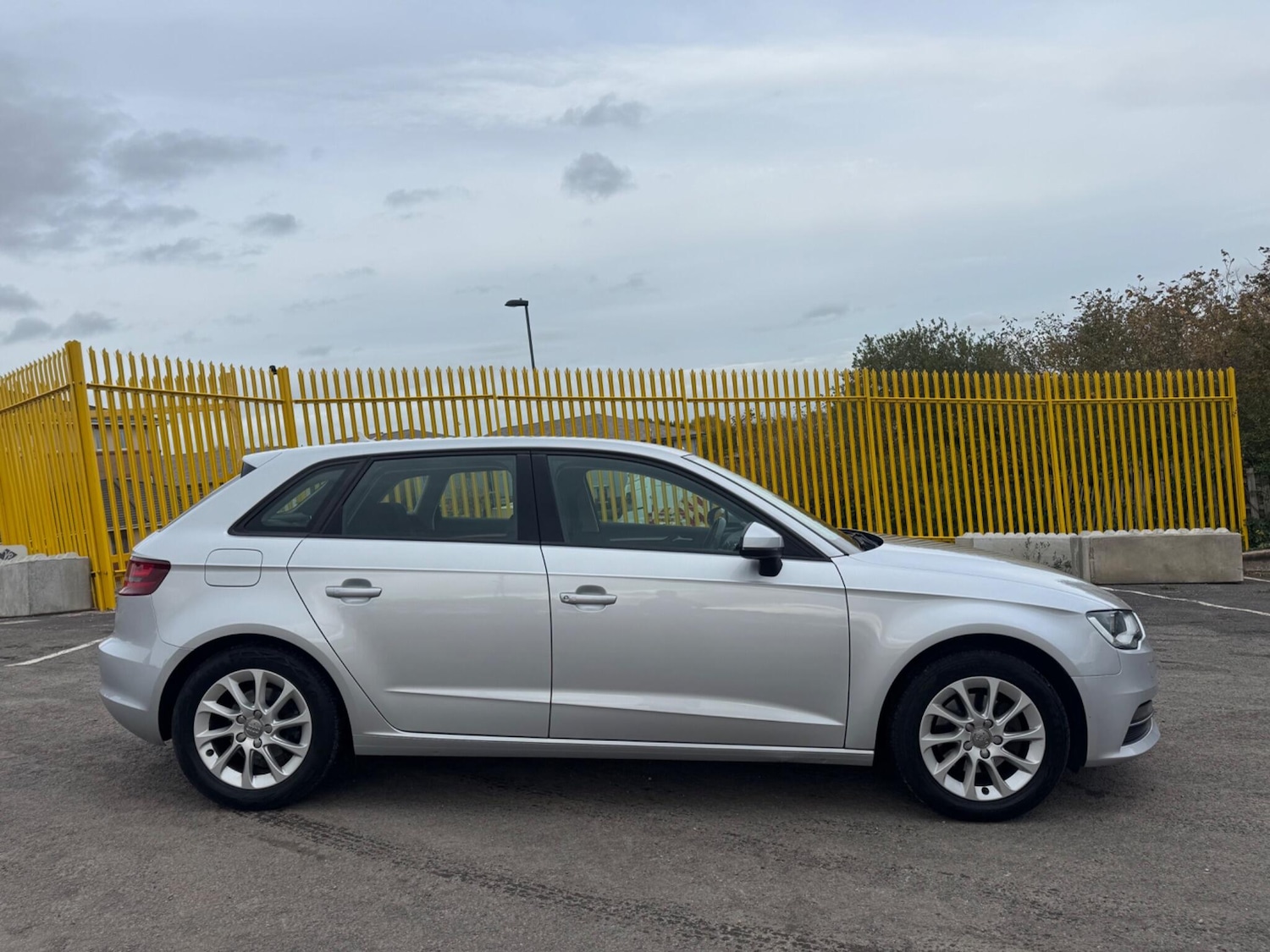 Used Audi A3 2013 for sale - 76167338: Photo 5