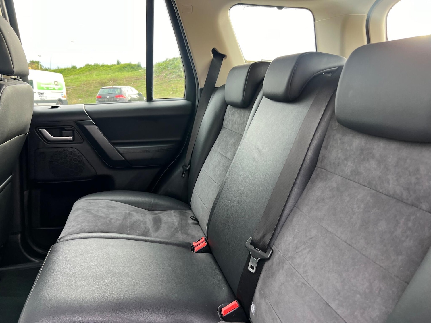 Used Land Rover Freelander 2 2011 for sale - 75741156: Photo 13