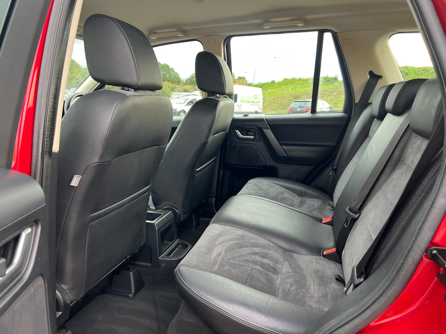 Used Land Rover Freelander 2 2011 for sale - 75741156: Photo 14