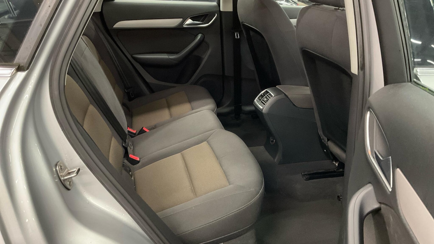 Used Audi Q3 2013 for sale - 76839875: Photo 5