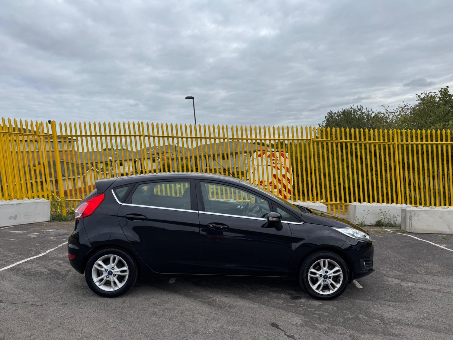 Used Ford Fiesta 2016 for sale - 77344224: Photo 5