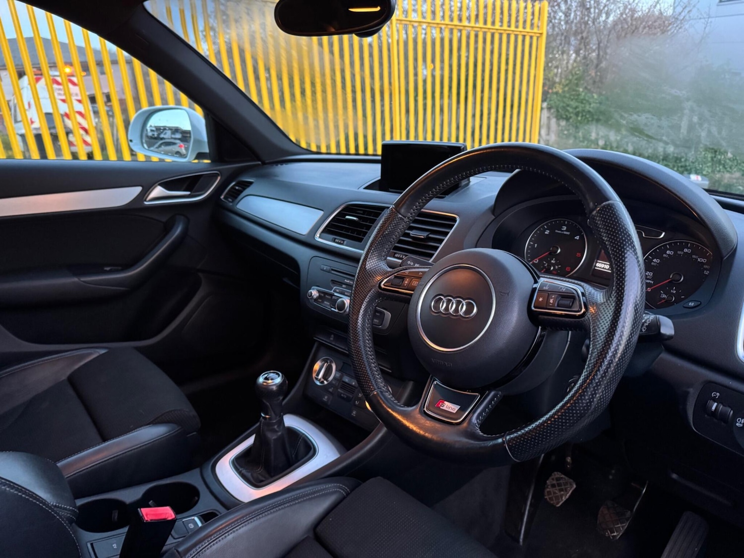 Used Audi Q3 2014 for sale - 77411733: Photo 10