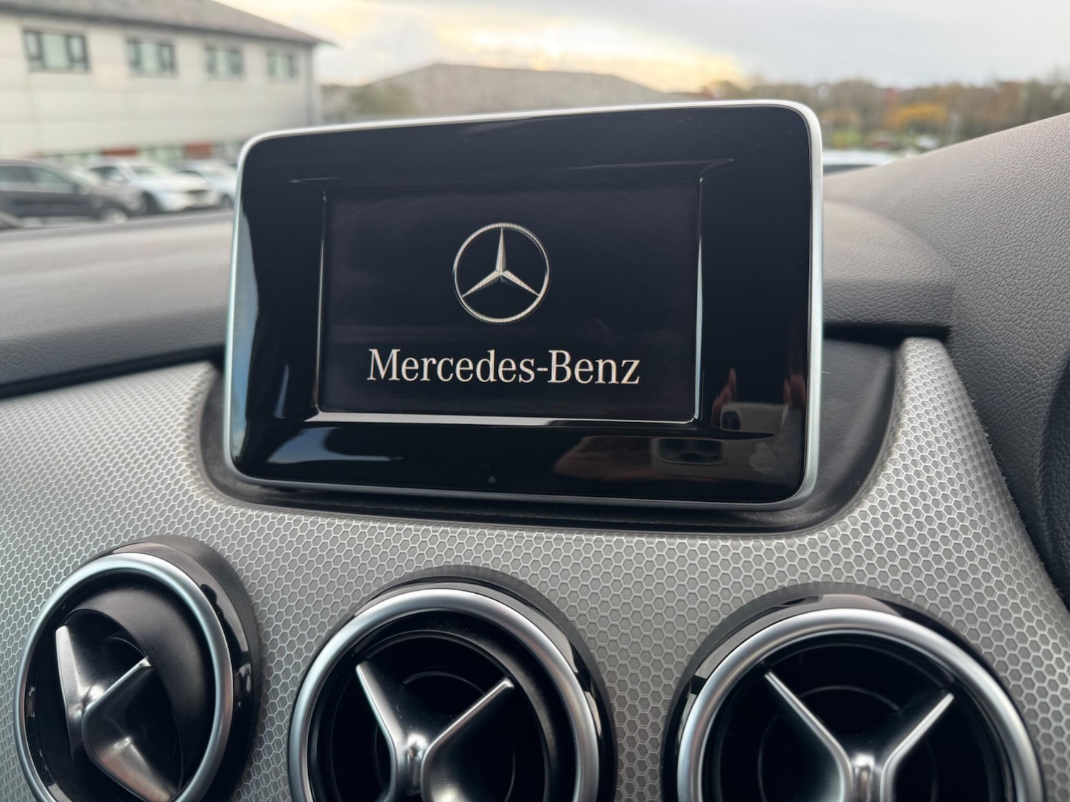 Used Mercedes-Benz B Class 2013 for sale - 76200219: Photo 12