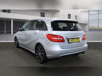 Used Mercedes-Benz B Class 2013 for sale - 76200219: Photo 2