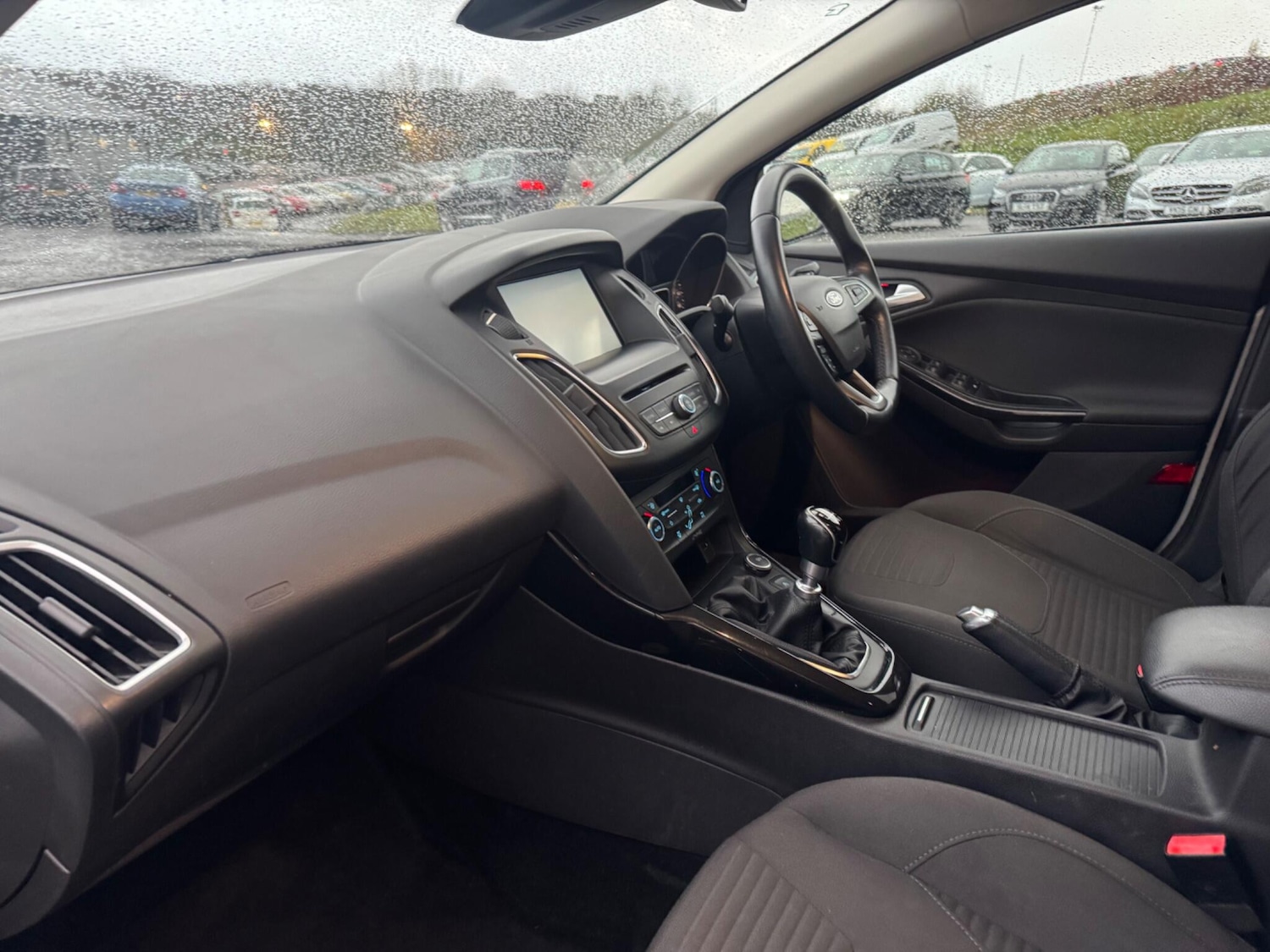 Used Ford Focus 2015 for sale - 76887365: Photo 8