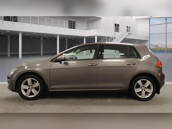 Used Volkswagen Golf 2015 for sale - 76975413: Photo
