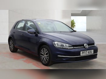 Used Volkswagen Golf 2017 for sale - 79279803: Photo
