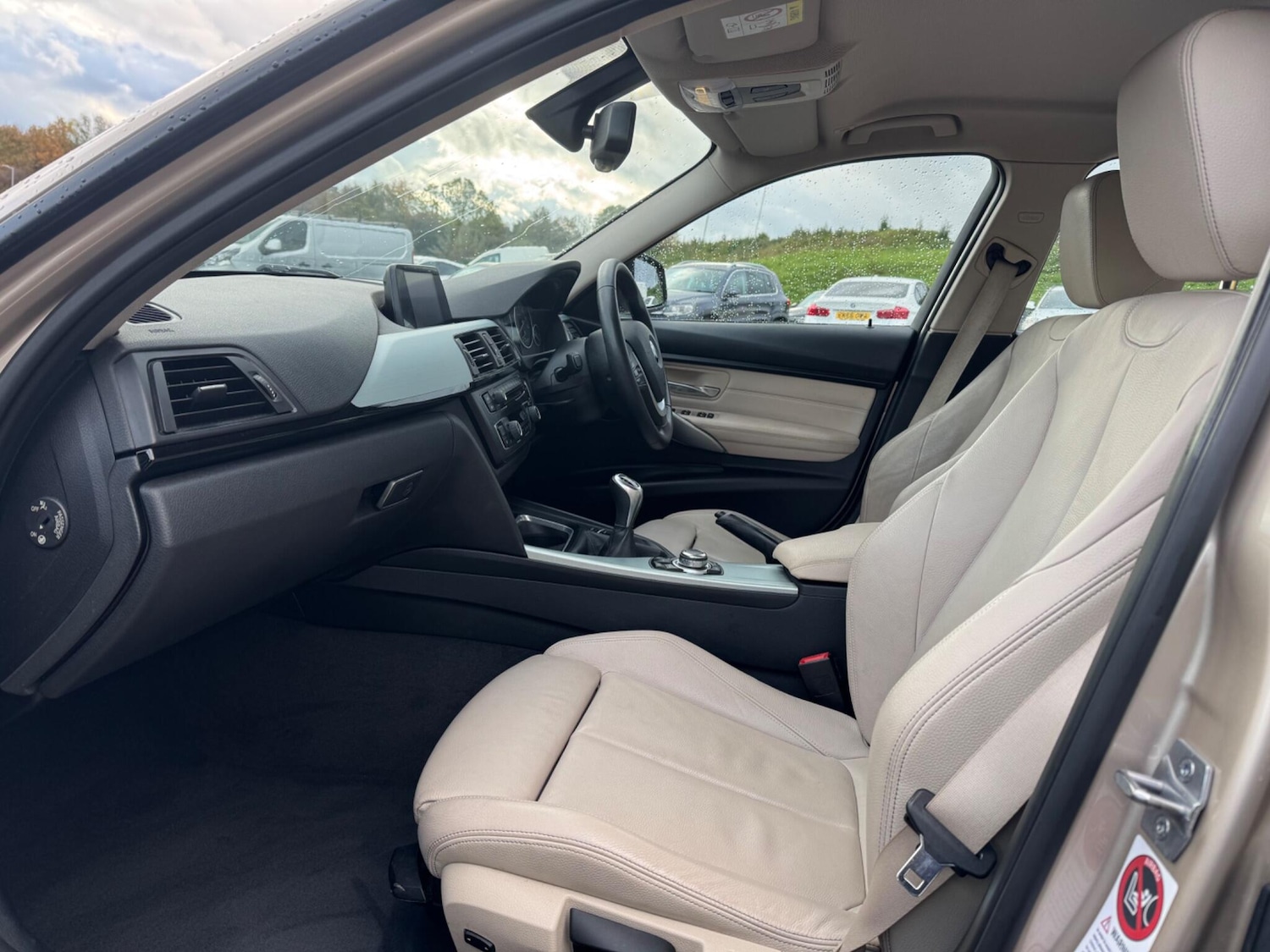 Used BMW 3 Series for sale - 76996800: Photo 8