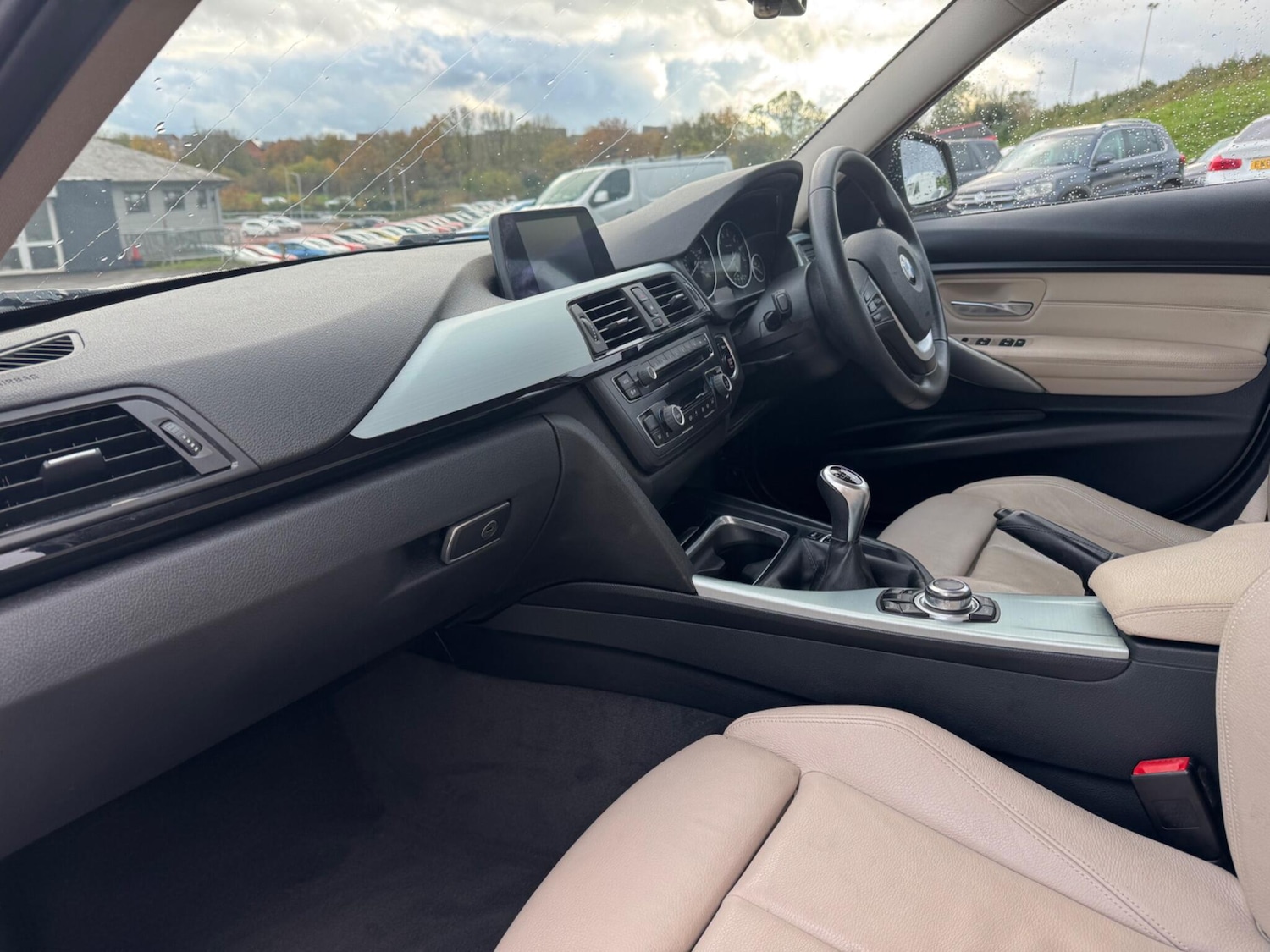 Used BMW 3 Series for sale - 76996800: Photo 9