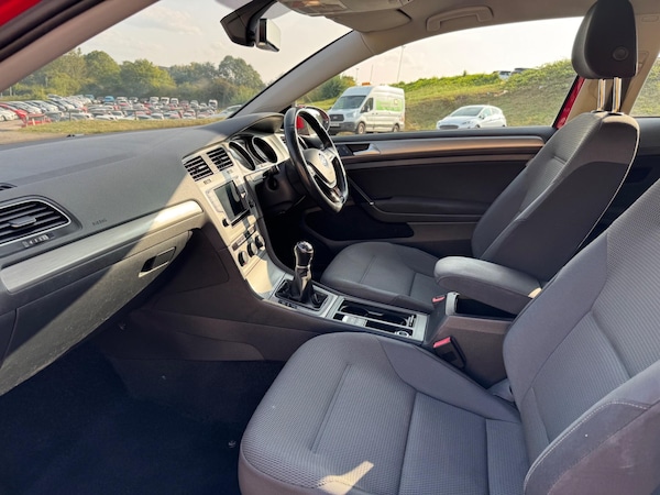 Used Volkswagen Golf 2016 for sale - 75539467: Photo 8