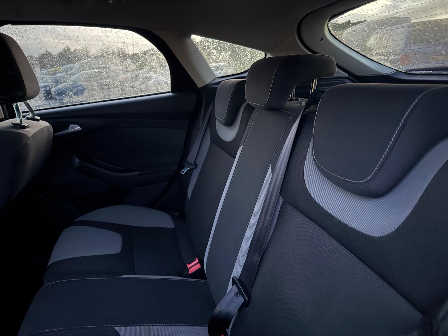 Used Ford Focus 2014 for sale - 76457609: Photo 10