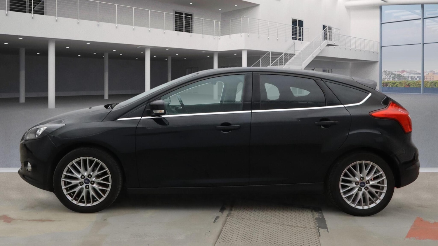 Used Ford Focus 2014 for sale - 76457609: Photo 4