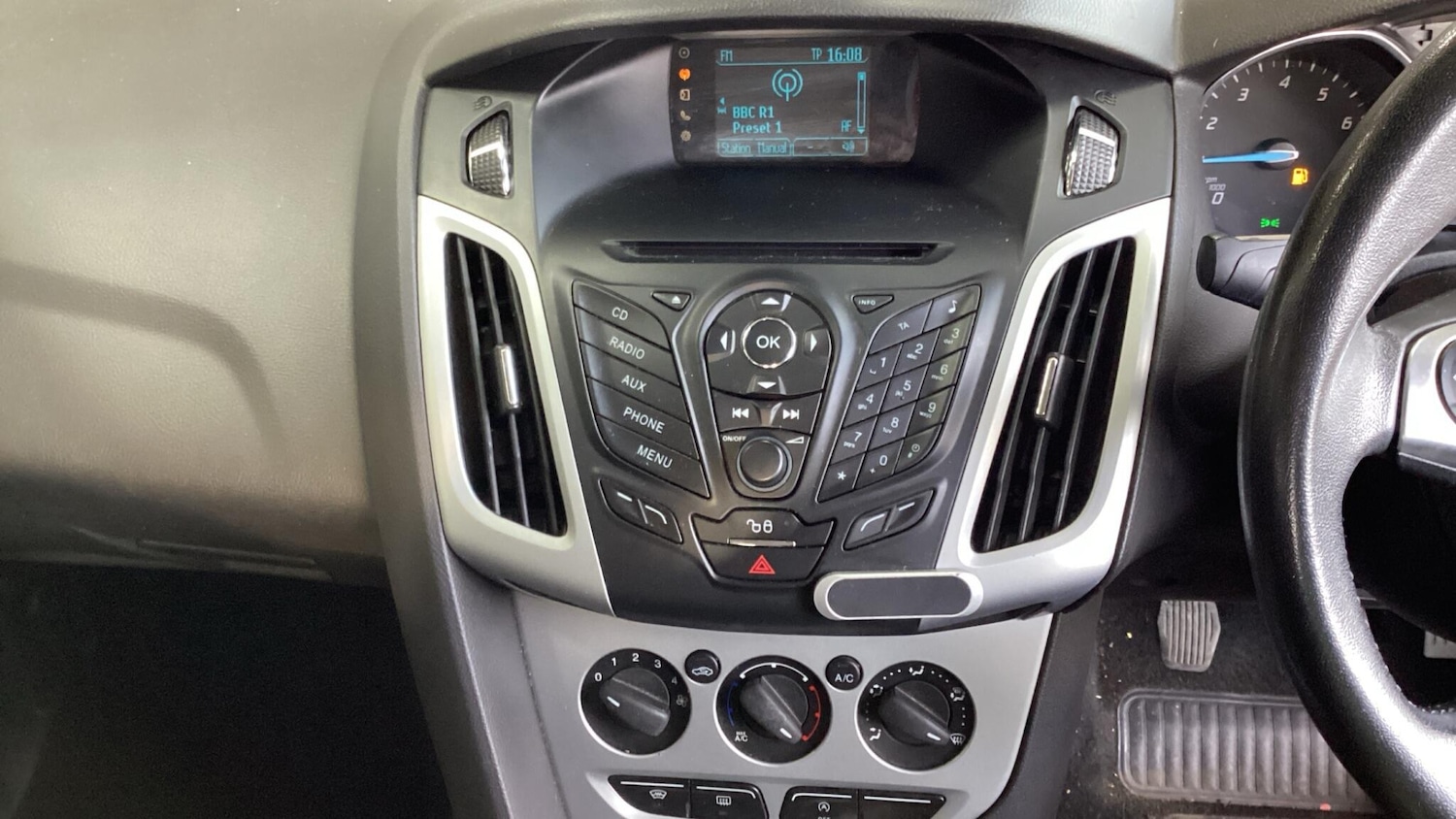 Used Ford Focus 2014 for sale - 76457609: Photo 7