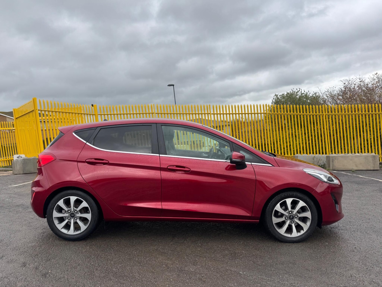 Used Ford Fiesta 2017 for sale - 76995295: Photo 5